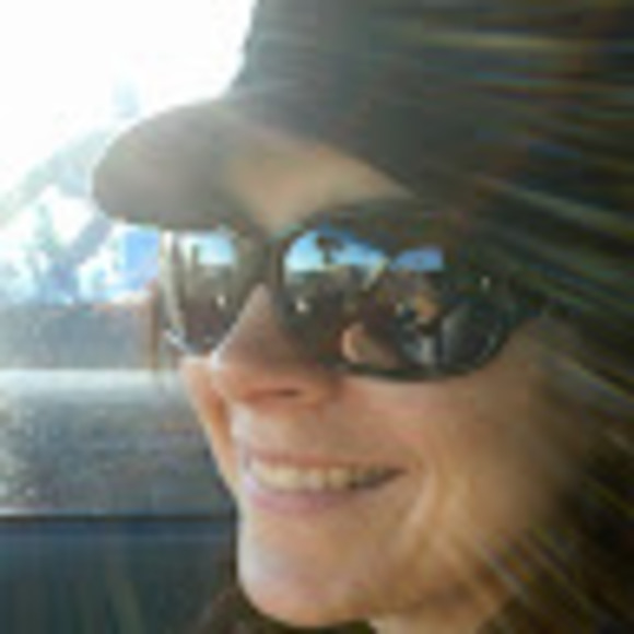 Meet your Posher, Cherlyn - Picture 1 of 1